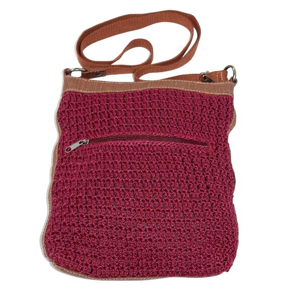 Crochet Purse THE SAK Y2K Maroon Medium Size Lightweight Crossbody with Tan Trim - Picture 1 of 4